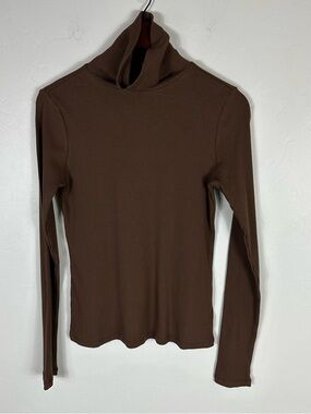 Old Navy Brown Ribbed Turtleneck Long Sleeve M